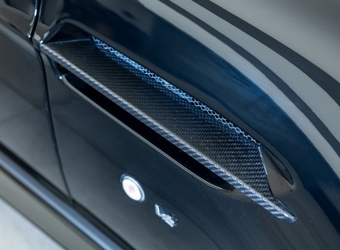 Aston Martin V12 Vantage S Roadster 42