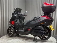 Peugeot Metropolis 400 RXR 2017 ONLY 10K 3 WHEELER TRIKE CAR LICENCE LONG MOT 10