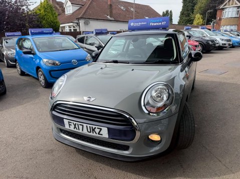Mini Hatch 1.5 Cooper Euro 6 (s/s) 3dr 4