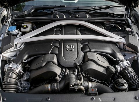 Aston Martin Vanquish S Volante 33