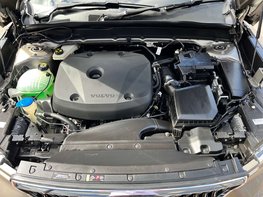 Volvo XC40 2.0 XC40 Inscription Pro T4 Auto 5dr 7