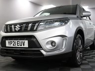 Suzuki Vitara SZ-T BOOSTERJET MHEV 28