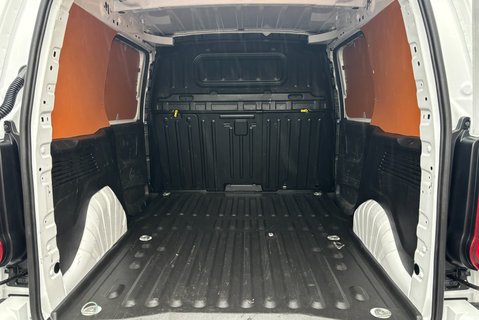 Toyota Proace City L1 Design 100 ps EAT8 Automatic Panel Van 15