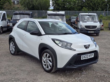 Toyota Aygo X 1.0 VVT-i Pure Hatchback 5dr Petrol x-shift Euro 6 (s/s) (72 ps) 5