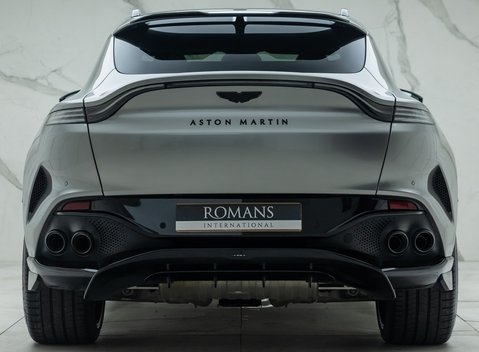 Aston Martin DBX 707 8