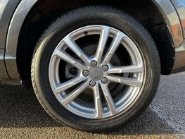 Audi Q3 2.0 Q3 S Line Edition TDI Quattro 4WD 5dr 9