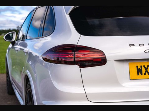 Porsche Cayenne 14