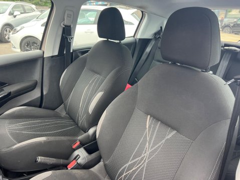 Peugeot 208 1.0 VTi Active Euro 5 5dr 24