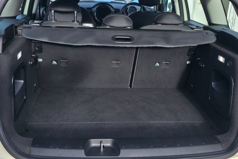 Mini Clubman COOPER CLASSIC,7 MAIN DEALER SERVICES,SAT NAV,DAB RADIO CRUISE, 17