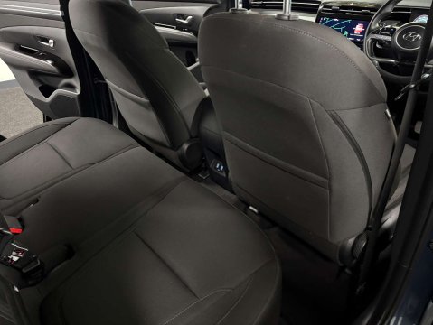 Hyundai TUCSON 1.6 Tucson Premium TGDi HEV Auto 5dr 33