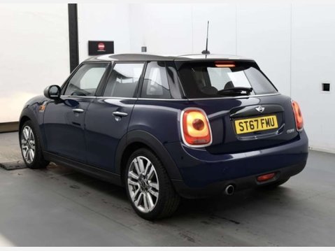 Mini Hatch 1.5 Cooper Seven 5dr 8