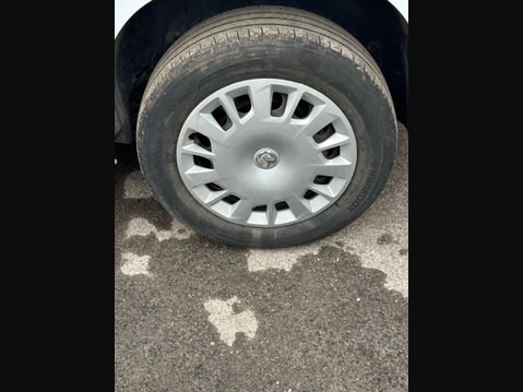 Vauxhall Combo 1.5 Turbo D 2300 Pro Panel Van 5dr Diesel Manual L1 H1 Euro 6 (s/s) (100 ps 17