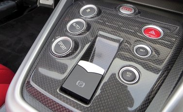 Alfa Romeo 8C Spider 4