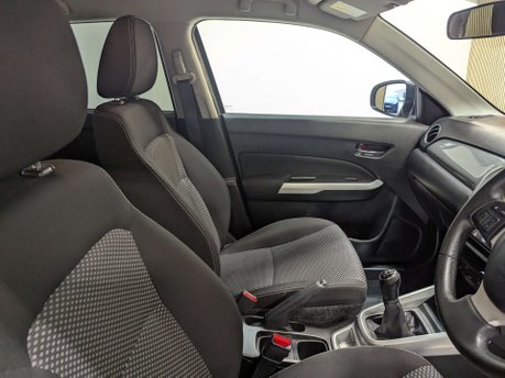 Suzuki Vitara 1.6 Vitara SZ-T 5dr 28