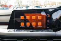 Volkswagen Golf LIFE TSI 23