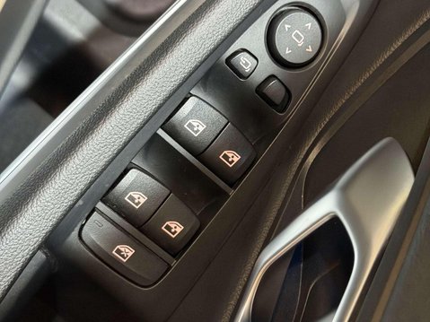 BMW 3 Series 2.0 330e 12kWh M Sport Saloon 4dr Petrol Plug-in Hybrid Auto Euro 6 (s/s) ( 52