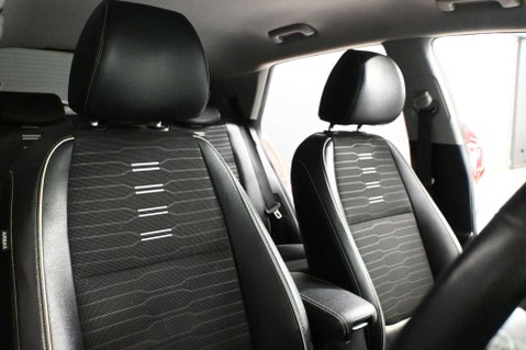 Kia Stonic 1.0 Stonic GT-Line S ISG MHEV Semi-Auto 5dr 22