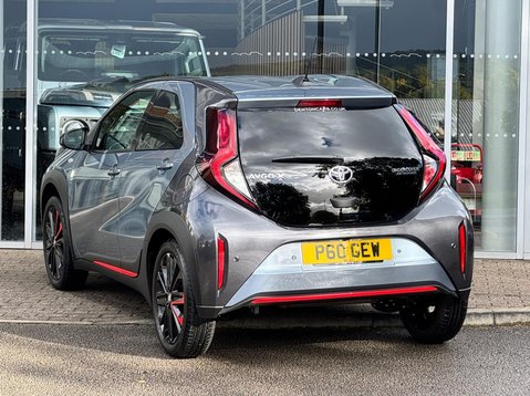 Toyota Aygo X VVT-I UNDERCOVER 7