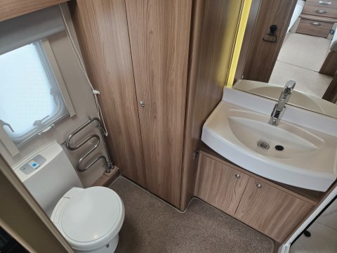 Swift Challenger 480 SE  10