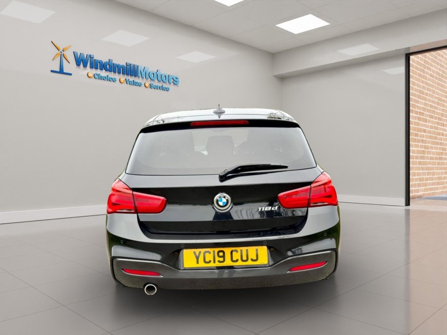 2019 BMW 1 Series — image 9