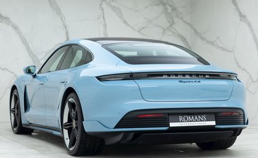 Porsche Taycan 4S 3