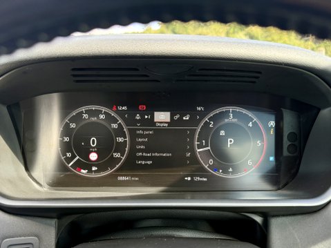 Land Rover Discovery SDV6 HSE 36