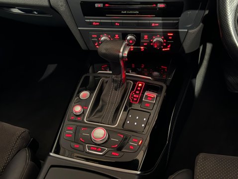 Audi A6 AVANT TDI QUATTRO BLACK EDITION 16