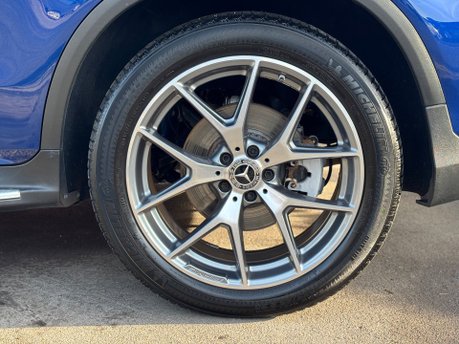 Mercedes-Benz GLC GLC300 MHEV 2.0 AMG Line (Premium Plus) 5dr Petrol 4MATIC Euro 6 (272ps) 8