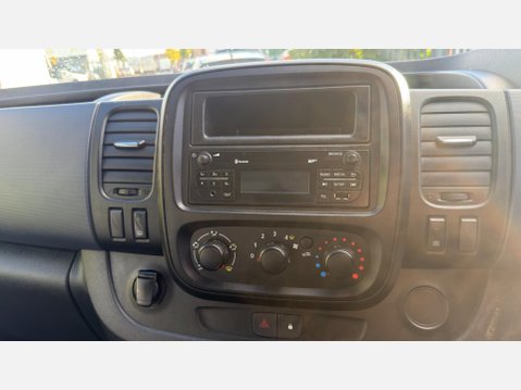 Vauxhall Vivaro 1.6 CDTi 2900 L1 H1 Euro 6 (s/s) 5dr 23