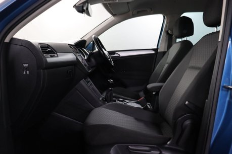Volkswagen Tiguan SE NAV TDI BMT 4MOTION 42