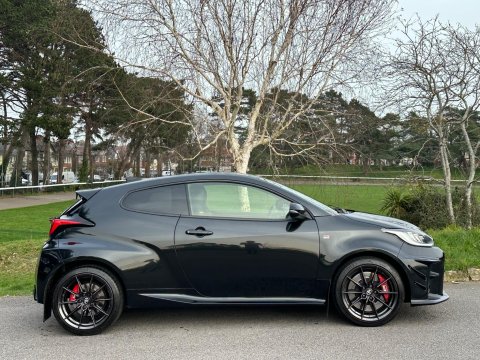 Toyota Yaris 1.6T GR Circuit AWD Euro 6 3dr 6