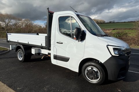 Renault Master ML35TW 130 ps dCi Business Tipper with Air Con / Tow Axle / Sat Nav 5