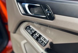 Porsche Macan PDK 33