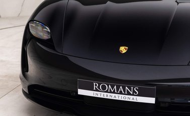 Porsche Taycan 4 CROSS TURISMO 25