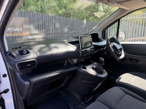 Peugeot Partner BLUEHDI PROFESSIONAL L1 19