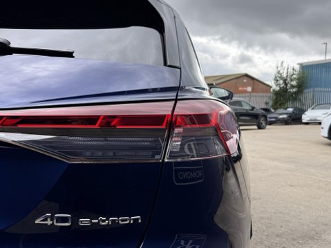 Audi Q4 40 S line SUV 5dr Electric Auto 82kWh (204 ps) 19