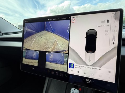 Tesla Model 3 Saloon 4dr Electric Auto RWD (208 ps) 33
