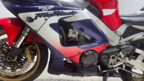 Honda CBR 2009 CBR900 FIREBLADE 29K ICONIC 1 OWNER SPORTS TRACK BIKE 17
