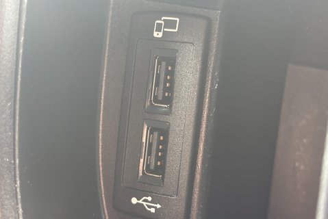 Mercedes-Benz Vito 114 Progressive L2 Panel Van - Air Con / Rear Camera 27