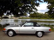 Mercedes-Benz R107 420 SL Sports 6