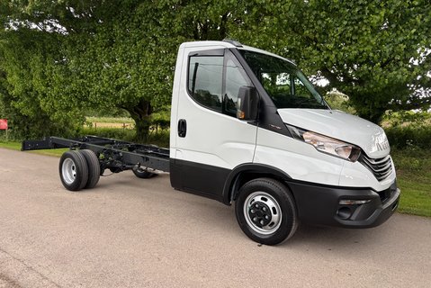 Iveco Daily 35C18H 3750WB Chassis Cab 5