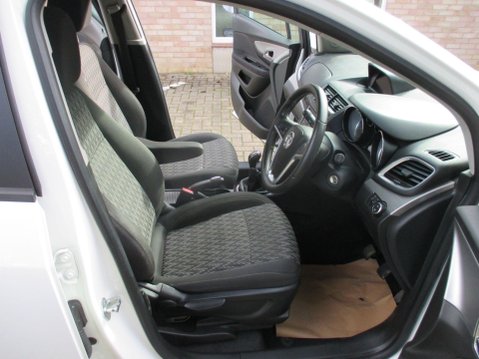 Vauxhall Mokka 1.7 CDTi Exclusiv 4WD Euro 5 (s/s) 5dr 25