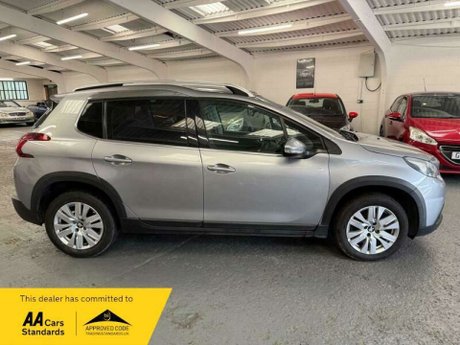 Peugeot 2008 1.2 PureTech Allure Premium Euro 6 (s/s) 5dr 4