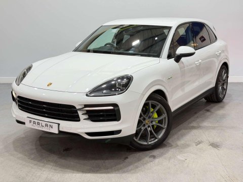 Porsche Cayenne 3.0 V6 E-Hybrid 14.1kWh SUV 5dr Petrol Plug-in Hybrid TiptronicS 4WD Euro 6 13