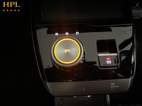 MG MG4 64kWh Trophy Long Range Hatchback 5dr Electric Auto (203 ps) Air Con - Allo 16