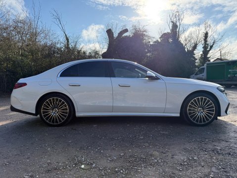 Mercedes-Benz E Class 2.0 E300e 25.4kWh AMG Line (Premium Plus) G-Tronic Euro 6 (s/s) 4dr 12