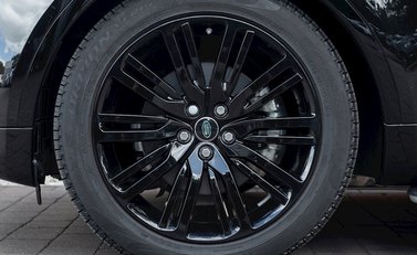 Land Rover Discovery Td6 HSE Luxury 10