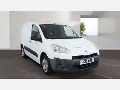 Peugeot Partner 1.6 eHDi 850 Professional Panel Van 4dr Diesel Manual L1 (s/s) (129 g/km, 9 1