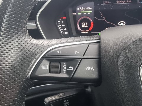 Audi Q3 TFSI S LINE MHEV 52