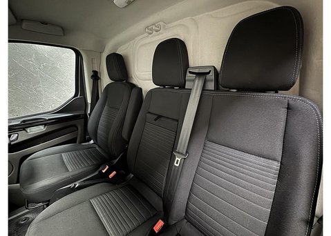 Ford Transit Custom 2.0 300 EcoBlue Limited Panel Van 5dr Diesel Manual L1 H1 Euro 6 (s/s) (130 46